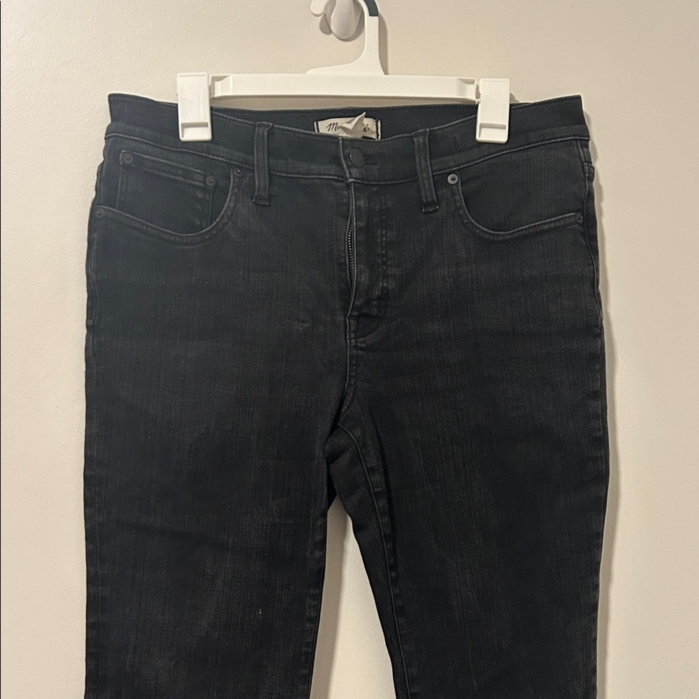 Madewell Black Mid Rise Kick Out Jeans Size 31P